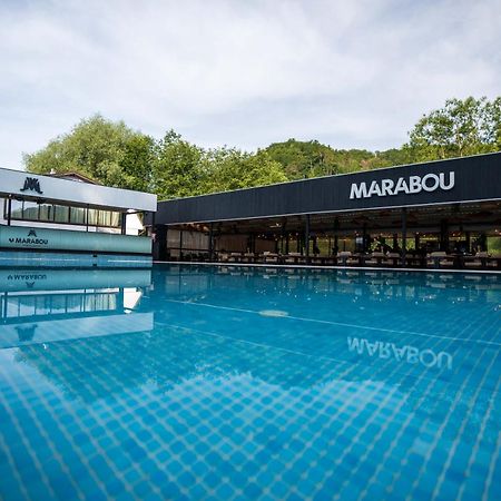 Marabou Resort Μπρασόβ Εξωτερικό φωτογραφία
