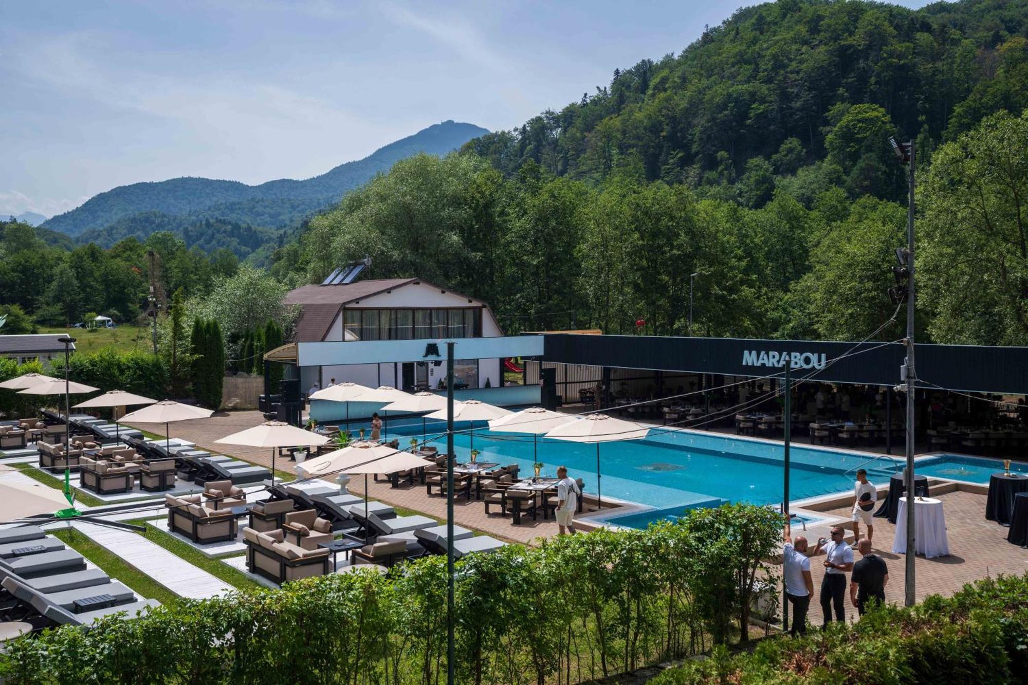 Marabou Resort Μπρασόβ Εξωτερικό φωτογραφία