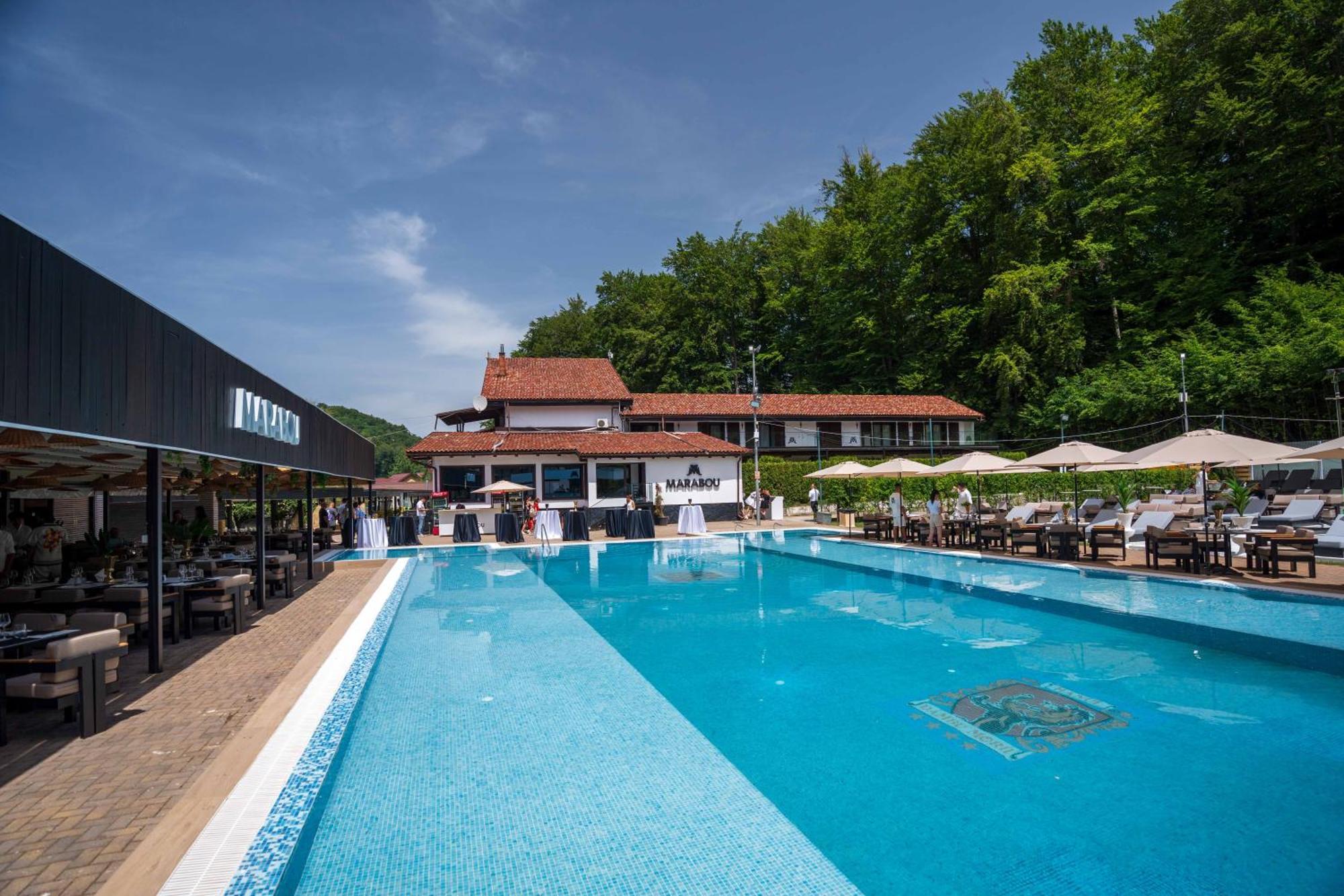 Marabou Resort Μπρασόβ Εξωτερικό φωτογραφία